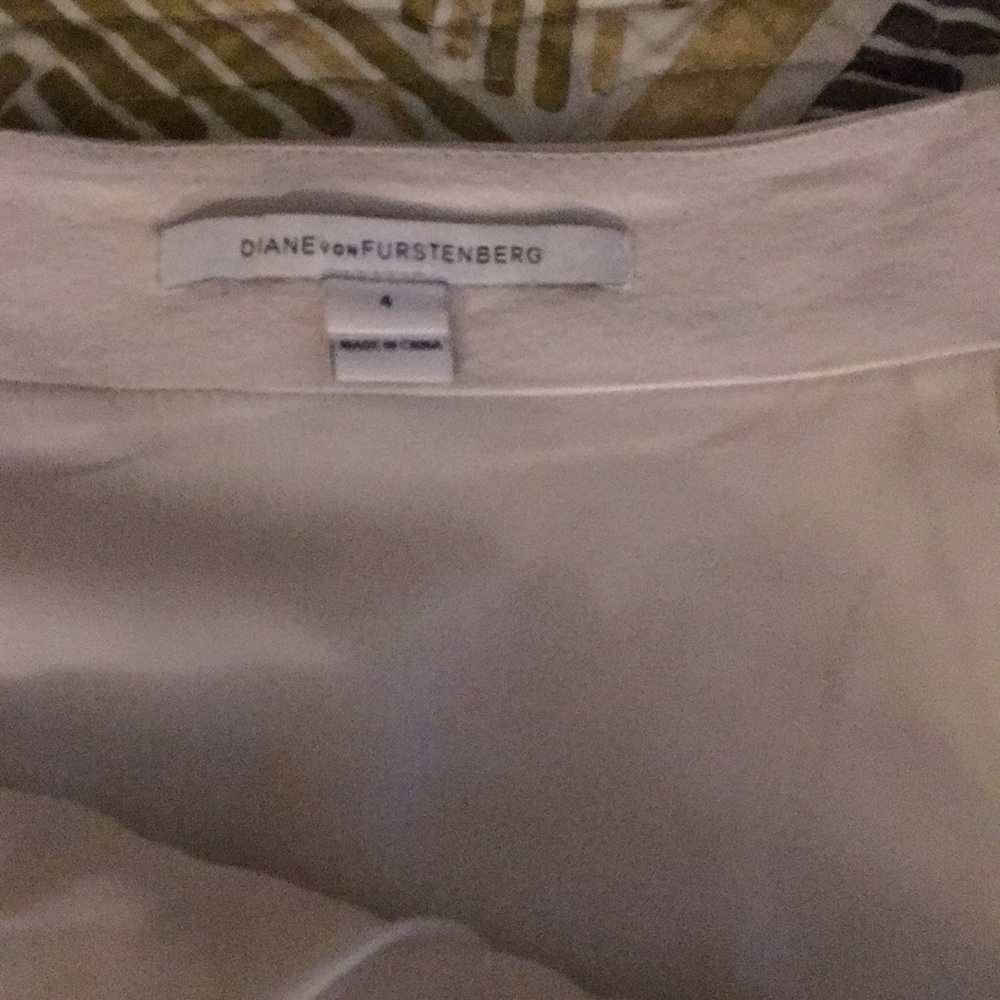 Diane Von Furstenberg white pencil skirt